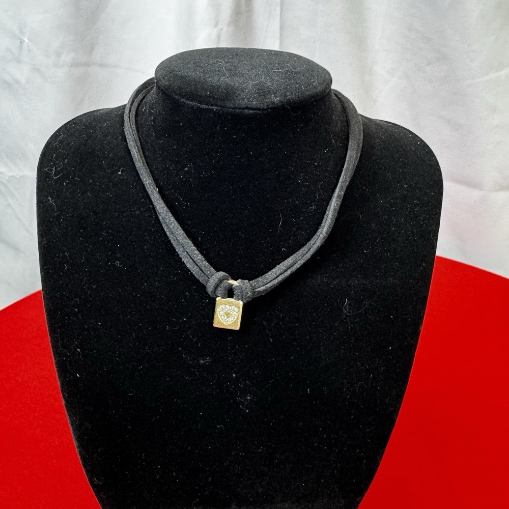 Black Leather Choker With‎ A Reversable Lock With Faux Diamonds